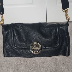 Pre-owned Tory Burch Amanda Black Leather Fold-Over Messenger Bag - Color: Black